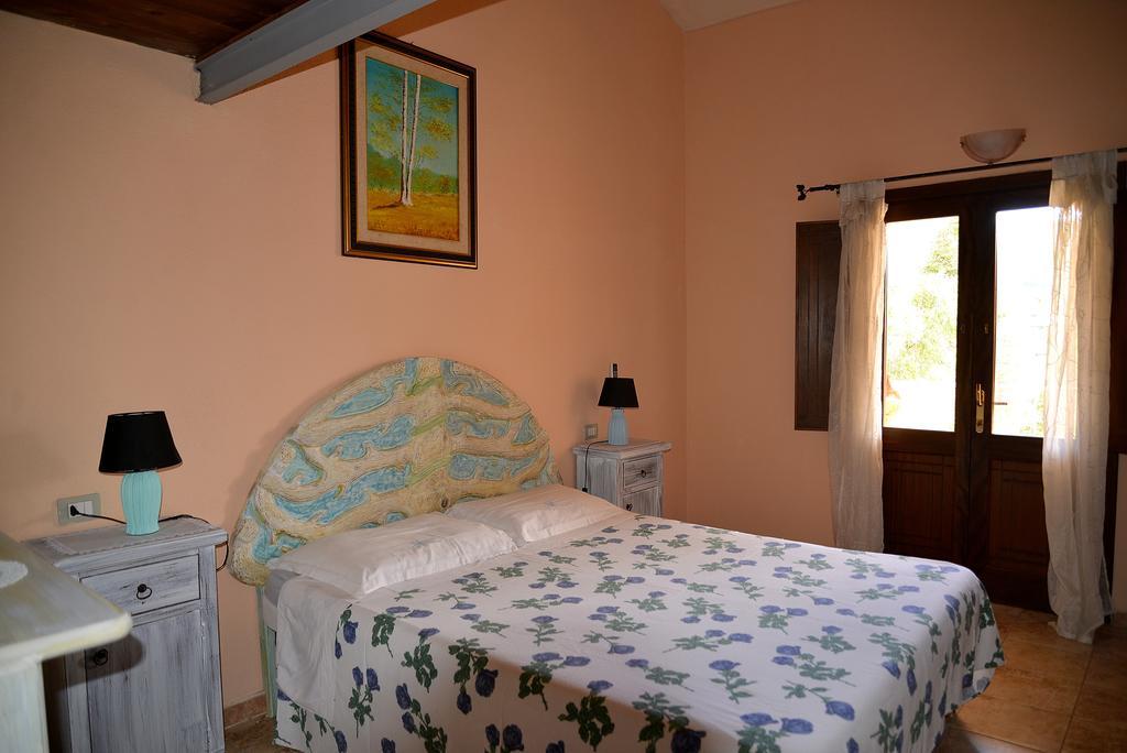 Hotel Valle Del Cedrino Galtellì Dış mekan fotoğraf