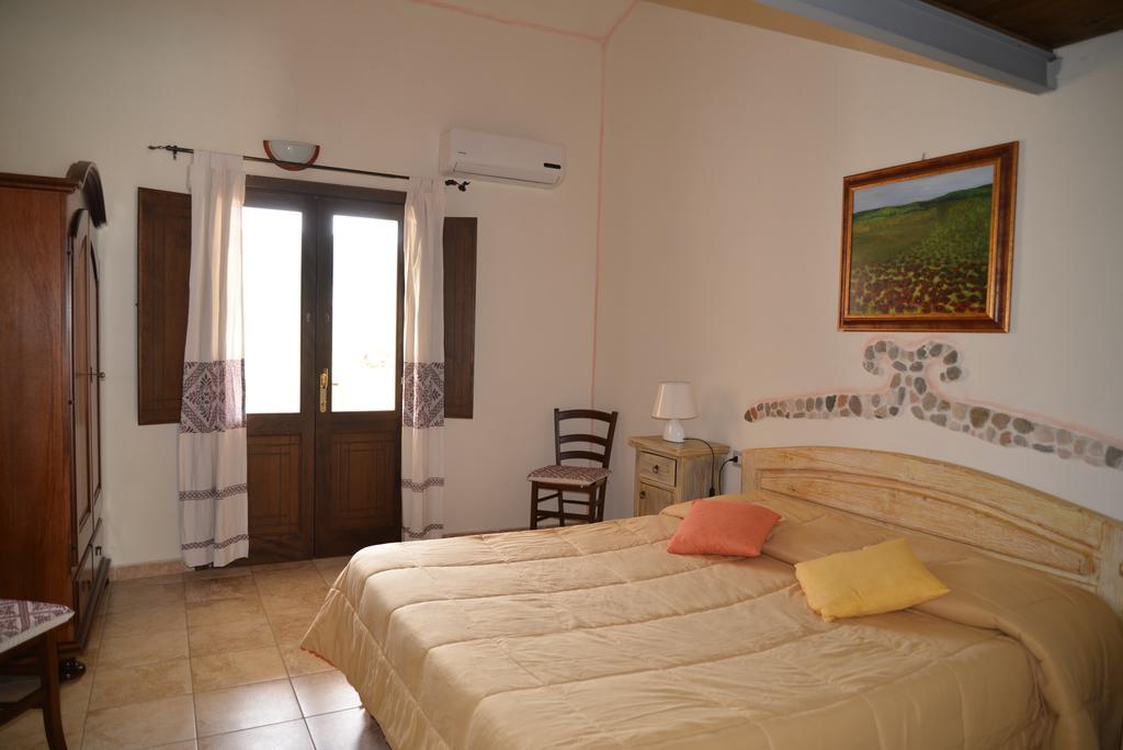 Hotel Valle Del Cedrino Galtellì Dış mekan fotoğraf